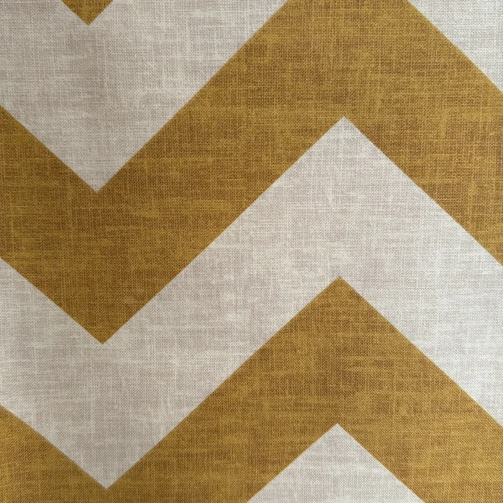 Curtain / draperies